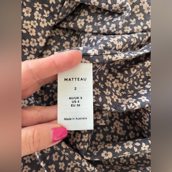 Matteau Floral-print tiered cotton-poplin maxi dress - Picture 9 of 10